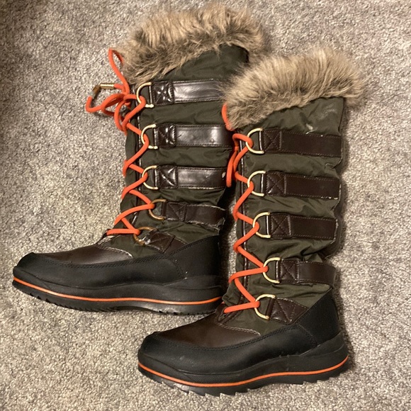 Guess Shoes - Guess Hadley snow boots